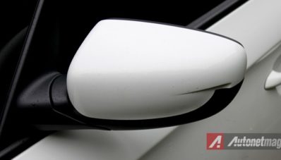 Review KIA Carens 2013 Test Drive by AutonetMagz [with Video]