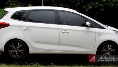 Review KIA Carens 2013 Test Drive by AutonetMagz [with Video]