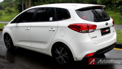 Review KIA Carens 2013 Test Drive by AutonetMagz [with Video]