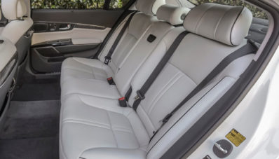 KIA K900 : Mobil Termewah Dari KIA KIA K900 : Mobil Termewah Dari KIA