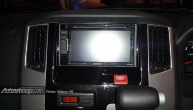 Gallery Foto Daihatsu Luxio Facelift 2014 and Impresi Pertama Gallery Foto Daihatsu Luxio Facelift 2014 and Impresi Pertama