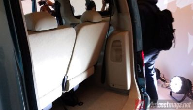 First Impression Review Nissan Evalia Facelift 2014