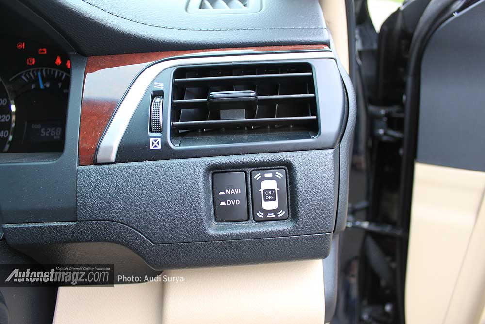 Review, Sensor parkir New Toyota Camry tipe G: Review All New Toyota Camry 2.5 Tipe G [with Video]