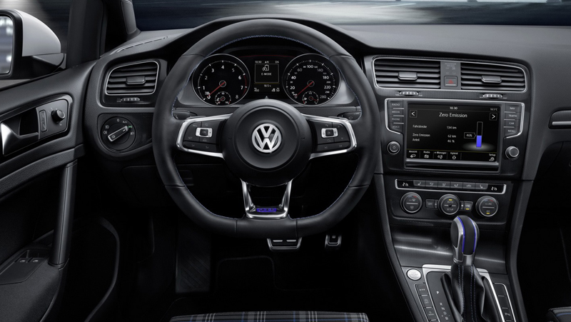 International, VW Golf GTE Plug In Hybrid Dashboard: VW Golf GTE Plug In Hybrid Paling Irit