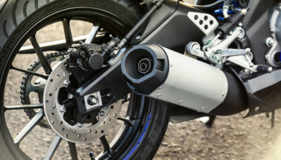 Yamaha YZF R125 Baru Lebih Garang Bro! Yamaha YZF R125 Baru Lebih Garang Bro!