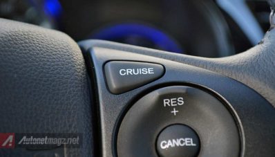 First Impression dan Test Drive Honda City 2014 Diesel by AutonetMagz