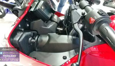 First Impression Review Yamaha R15 dari Bangkok Motor Show First Impression Review Yamaha R15 dari Bangkok Motor Show