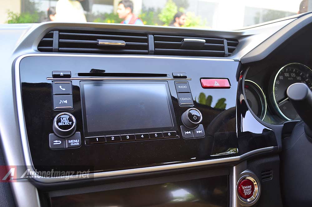 Honda, Head unit touchscreen Honda City 2014: First Impression dan Test Drive Honda City 2014 Diesel by AutonetMagz