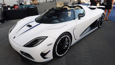 Koenigsegg One 1 Rasio Bobot dan Tenaganya 1 Banding 1! Koenigsegg One 1 Rasio Bobot dan Tenaganya 1 Banding 1!