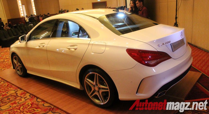 Mercedes-Benz, Mercedes CLA Sport Line Rear: First Impression Review Mercedes-Benz CLA 200 Indonesia