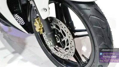 First Impression Review Yamaha R15 dari Bangkok Motor Show First Impression Review Yamaha R15 dari Bangkok Motor Show