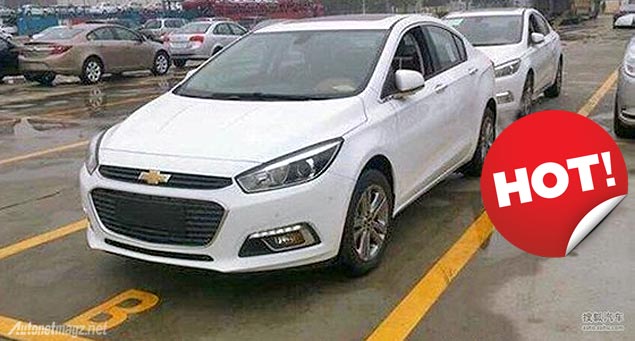 Chevrolet, 2014 Chevrolet Cruze spied: New Chevrolet Cruze Tertangkap Kamera di Cina Sebelum Peluncuran Resminya