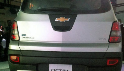 Chevrolet Spin Activ Bergaya Crossover Resmi Diluncurkan Chevrolet Spin Activ Bergaya Crossover Resmi Diluncurkan