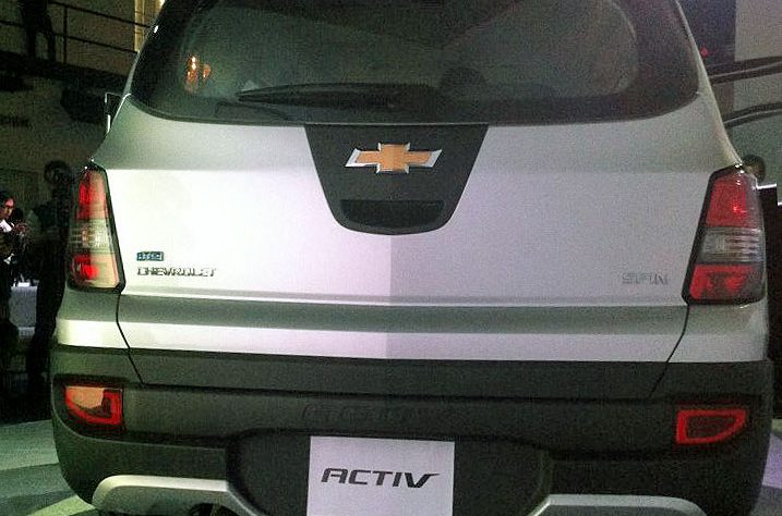 Chevrolet Spin Activ Bergaya Crossover Resmi Diluncurkan Chevrolet Spin Activ Bergaya Crossover Resmi Diluncurkan