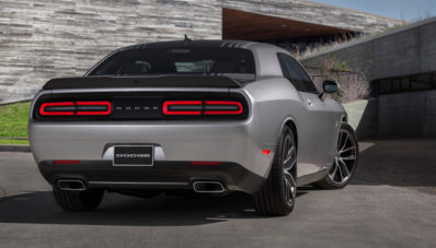 2015 Dodge Challenger Facelift Diperkenalkan di New York Motorshow 2015 Dodge Challenger Facelift Diperkenalkan di New York Motorshow
