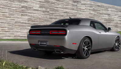 2015 Dodge Challenger Facelift Diperkenalkan di New York Motorshow 2015 Dodge Challenger Facelift Diperkenalkan di New York Motorshow