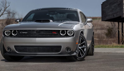 2015 Dodge Challenger Facelift Diperkenalkan di New York Motorshow 2015 Dodge Challenger Facelift Diperkenalkan di New York Motorshow
