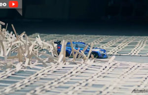 Video Menarik Subaru WRX STi vs StickBomb