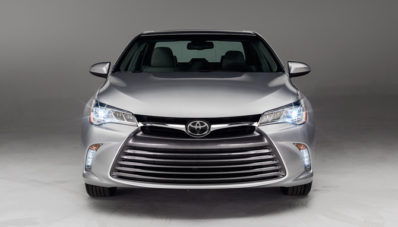 2015 Toyota Camry Facelift Tampil Lebih Agresif! 2015 Toyota Camry Facelift Tampil Lebih Agresif!