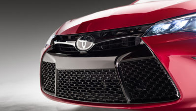 2015 Toyota Camry Facelift Tampil Lebih Agresif! 2015 Toyota Camry Facelift Tampil Lebih Agresif!