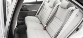 2015 Toyota Camry luxurious interior