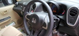 Panel instrumen power window Honda Mobilio
