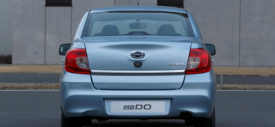 Datsun on-DO emblem