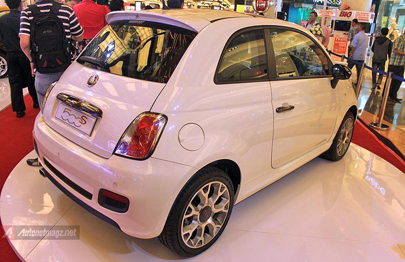 Fiat, Fiat 500 S Indonesia warna putih: Fiat 500 S Diluncurkan di Indonesia