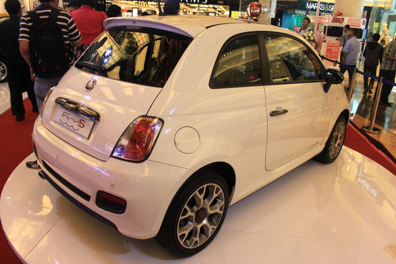 Fiat, Fiat 500 S: Fiat 500 S Diluncurkan di Indonesia