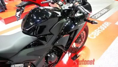 First Impression Review Honda CBR300R dari Bangkok Motorshow First Impression Review Honda CBR300R dari Bangkok Motorshow