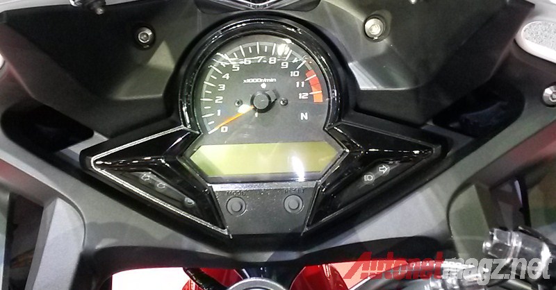 Bangkok Motorshow, Honda CBR300R speedometer: First Impression Review Honda CBR300R dari Bangkok Motorshow