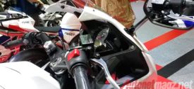 Honda CBR300R riding position