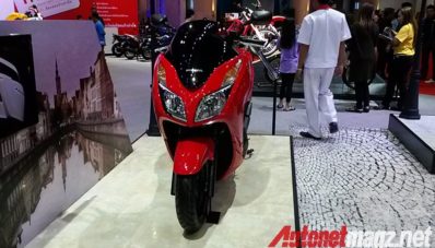 First Impression Review Honda Forza 300 First Impression Review Honda Forza 300