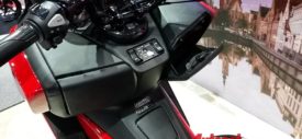 Honda Forza 300 Samping