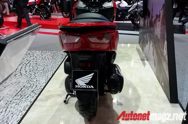 Honda Forza 300 Lampu Belakang