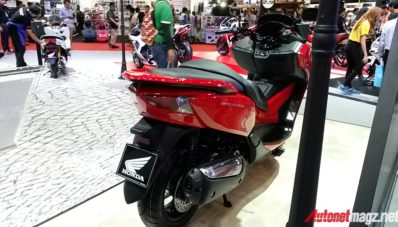 First Impression Review Honda Forza 300 First Impression Review Honda Forza 300