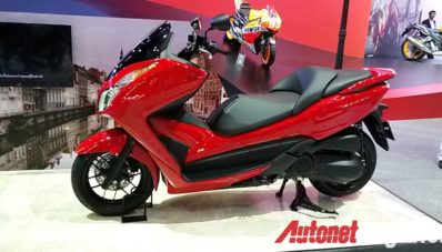 First Impression Review Honda Forza 300 First Impression Review Honda Forza 300