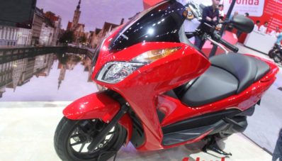 First Impression Review Honda Forza 300 First Impression Review Honda Forza 300