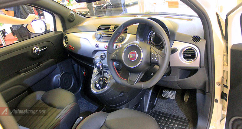 Fiat, Interior Fiat 500S: Fiat 500 S Diluncurkan di Indonesia