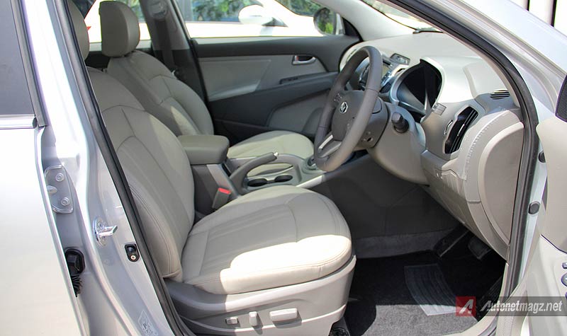 Kia, Interior kabin depan KIA Sportage: First Impression Review KIA Sportage Indonesia Facelift 2014 with Video