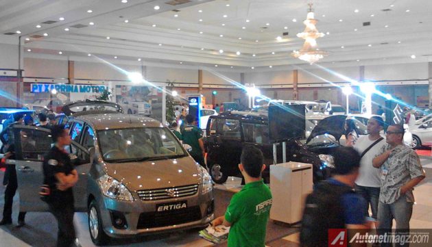 Pameran mobil Graha Manggala Siliwangi Bandung