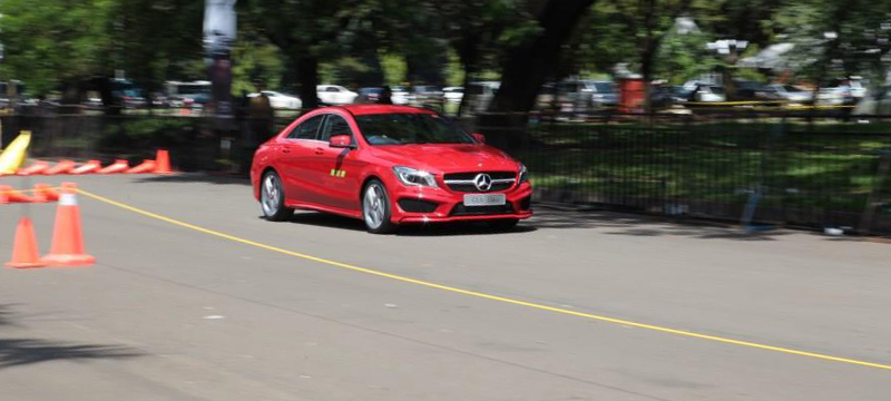 Event, RED MERCEDES CLA: Mercedes-Benz Driving Experience Ajak Masyarakat Urban Merasakan Performa CLA