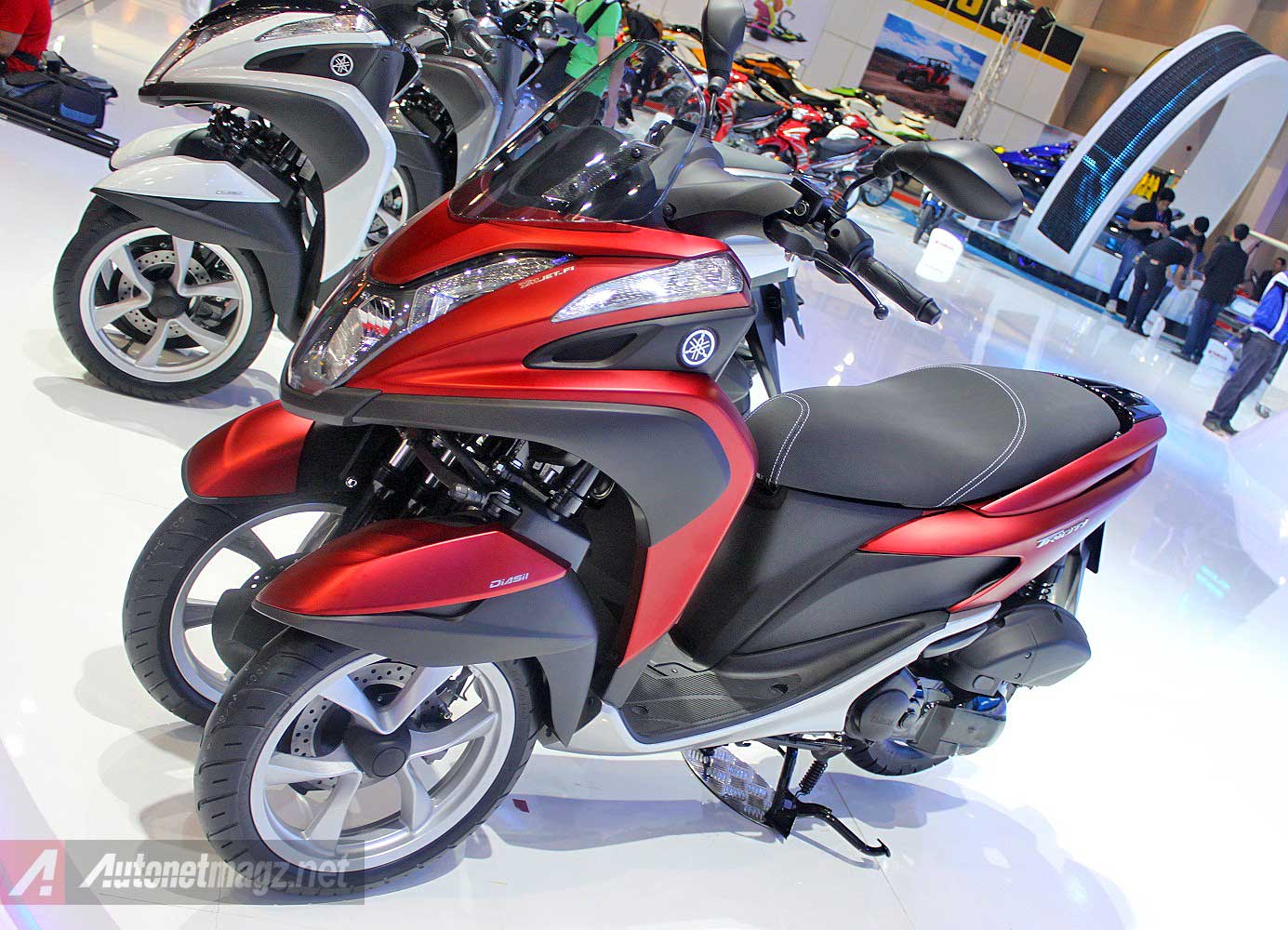 Bangkok Motorshow, Yamaha TriCity 2014 motor Yamaha roda 3: Mengapa Yamaha Tricity Bisa Lebih Murah dari Piaggio MP3