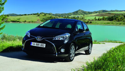 2015 New Toyota Yaris Facelift versi Eropa : Bagusan Mana 