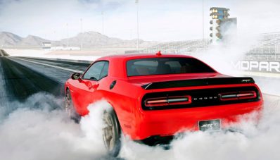 2015 Dodge Challenger SRT Tenaganya Lebih Dari 600 Hp