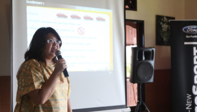 Menguji Kemampuan Ford EcoSport di Kelok 44 Sumatera Barat Menguji Kemampuan Ford EcoSport di Kelok 44 Sumatera Barat