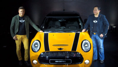 Akhirnya New MINI Cooper 2015 Mendarat Juga di Indonesia! Akhirnya New MINI Cooper 2015 Mendarat Juga di Indonesia!