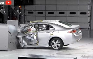 Gini Nih Cara IIHS Mengabadikan Momen Crash Test Gini Nih Cara IIHS Mengabadikan Momen Crash Test