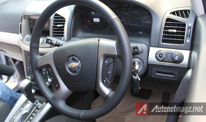 Chevrolet, 2014 Chevrolet Captiva steering wheel: First Impression Review Chevrolet Captiva Facelift 2014 2WD