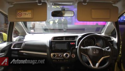 First Impression Review Honda Jazz RS 2014 by AutonetMagz